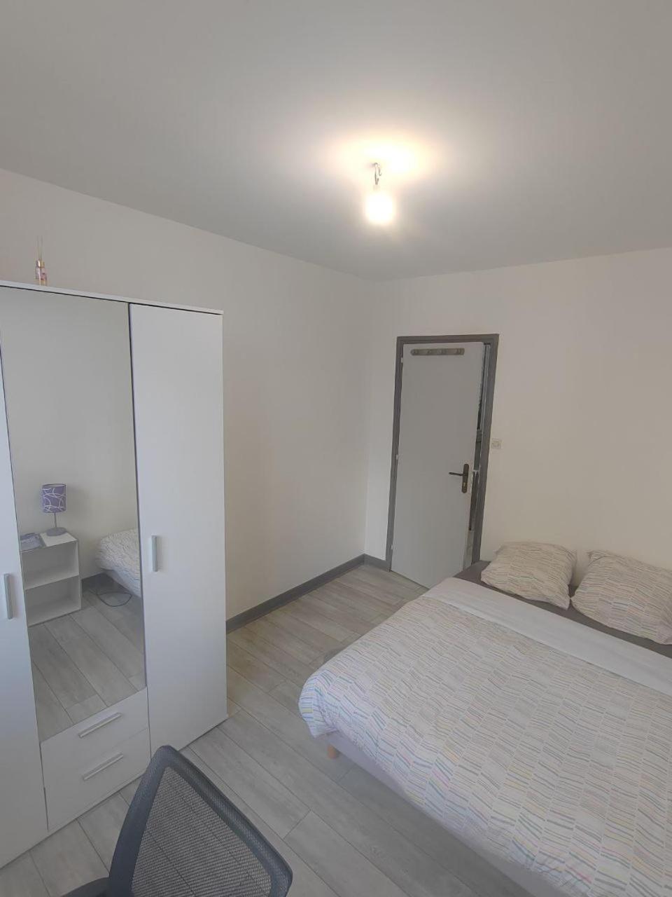 Une Chambre Dans Appartement Partage, Grenoble A 8 Min Du Centre-Ville المظهر الخارجي الصورة