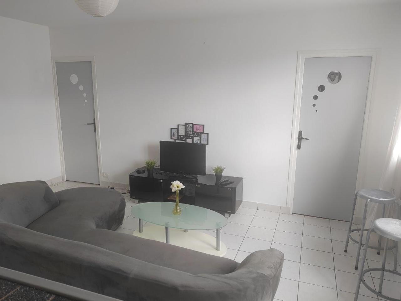 Une Chambre Dans Appartement Partage, Grenoble A 8 Min Du Centre-Ville المظهر الخارجي الصورة