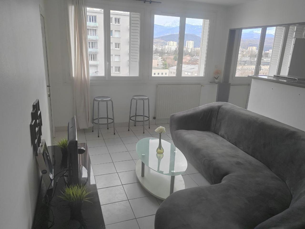 Une Chambre Dans Appartement Partage, Grenoble A 8 Min Du Centre-Ville المظهر الخارجي الصورة